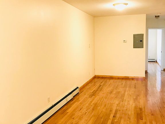 4th image of 1334 64th St Floor 1