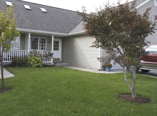 1928 Oakwood Dr, Mt Pleasant, MI 48858