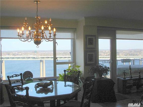 3rd image of 16625 Powells Cove Blvd APT 15K