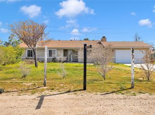 11591 Kiowa Rd, Apple Valley, CA 92308