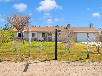 11591 Kiowa Rd, Apple Valley, CA, 92308
