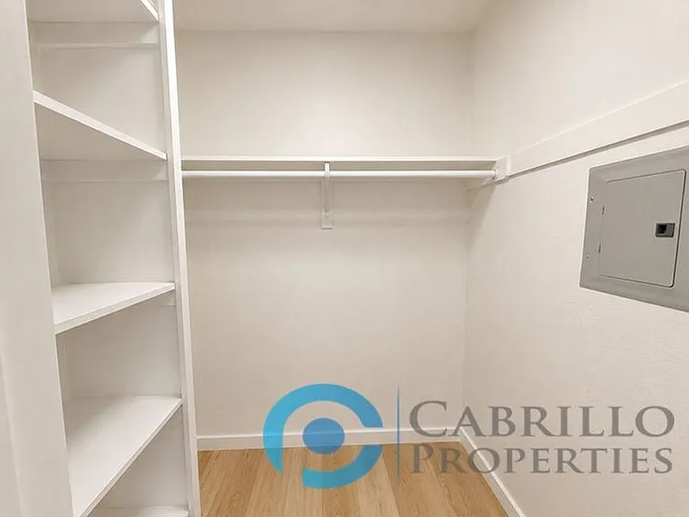 4825 70th St #4 — Photo 3