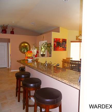 3rd image of 2921 Desert Trail Dr