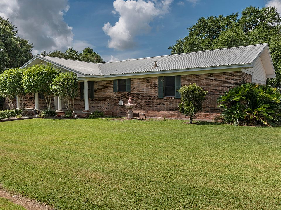 1st image of 2513 N Curtis Dr