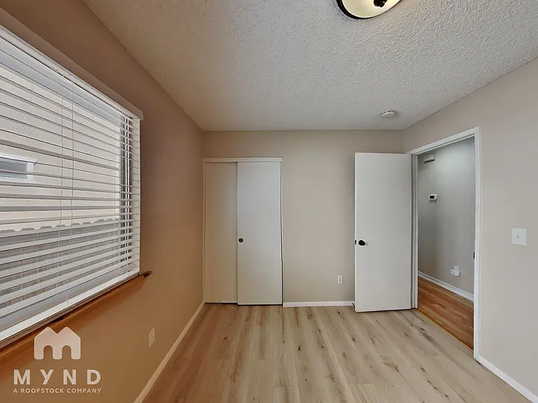 1576 Reno View Dr — Photo 16