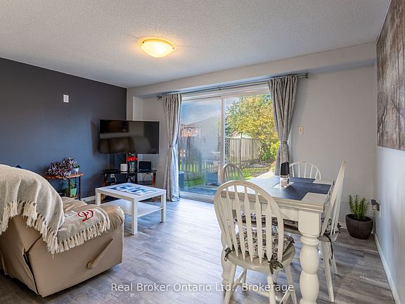 5th image of 44 Monarchy St