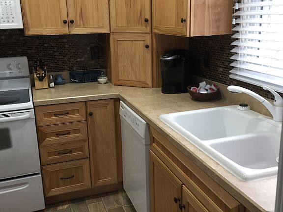 2nd image of 309 Idlewood Dr
