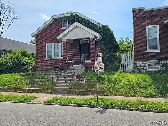 2nd image of 4204 N Euclid Ave