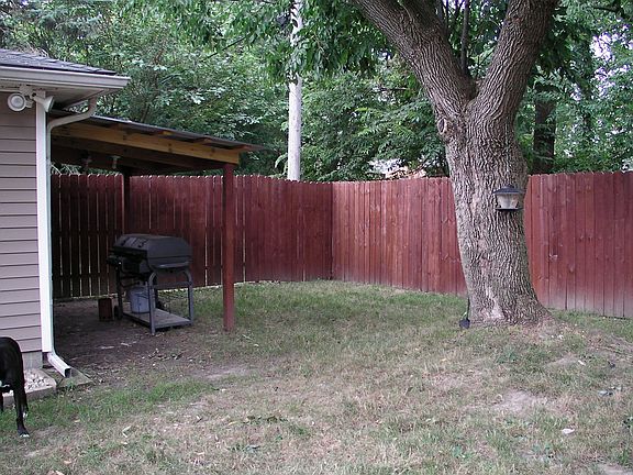 Lighted Barbecue Overhang 