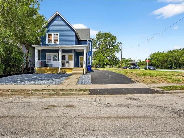3112 W 97th St, Cleveland, OH 44102