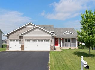 7380 Kittredge Cir NE, Albertville, MN 55301