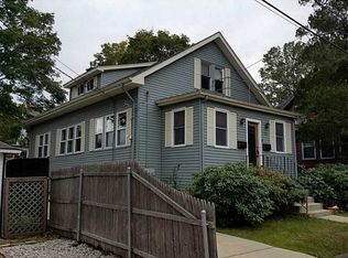 12 Manchester St, Warwick, RI 02888