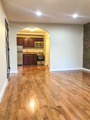 Rented by Compass | media 14