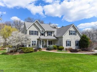 14 Cornerstone Dr, Hackettstown, NJ 07840