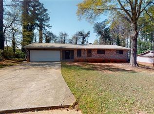 3641 Calmer Cir, East Pt, GA 30344