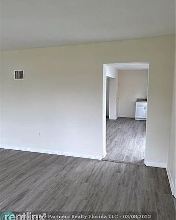4th image of 4186 Bougainvillea St