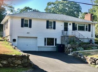 270 Austin Rd, North Kingstown, RI 02852