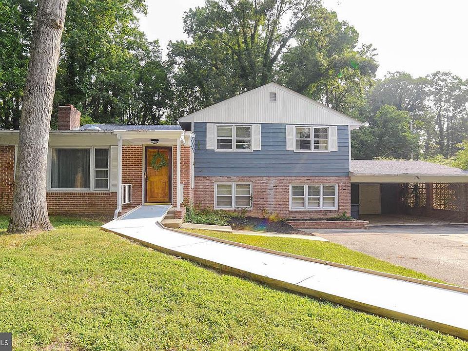 1st image of 45806 Hickory Ln