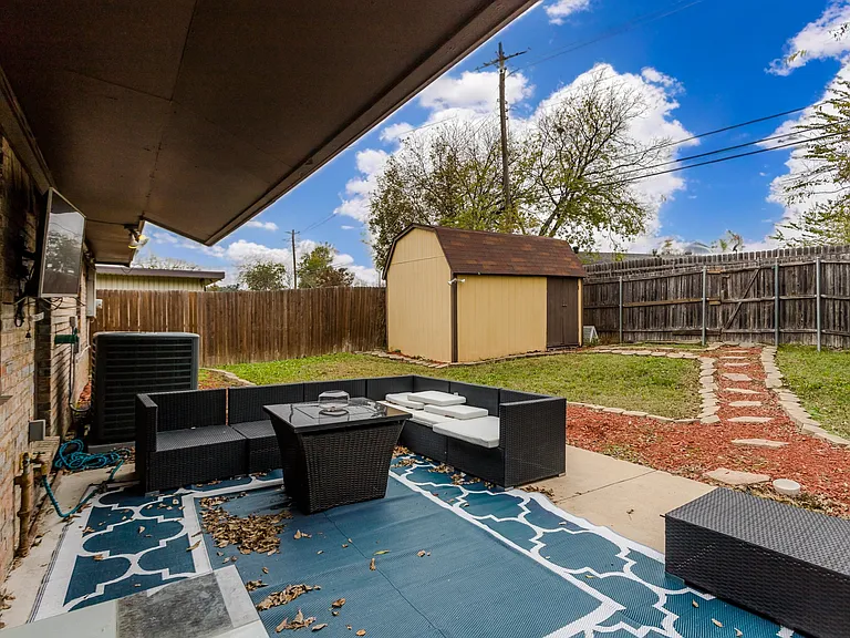2517 Rosewood Dr — Photo 38