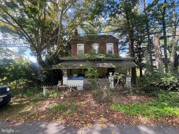 374 Fairview St, Lehighton, PA 18235