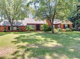 1227 S Wendover Rd, Charlotte, NC 28211