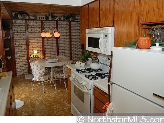 5th image of 11149 Quincy Blvd NE