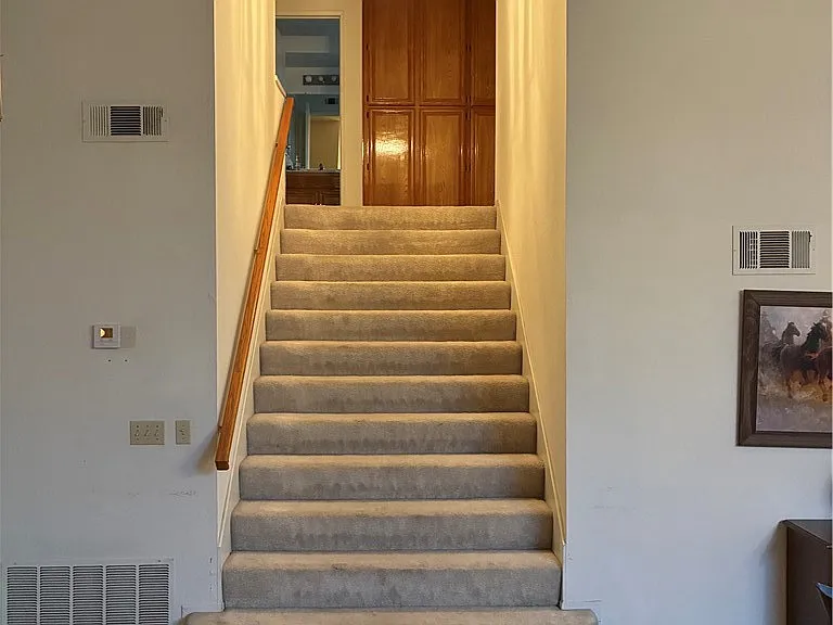 674 Radbury Pl — Photo 9