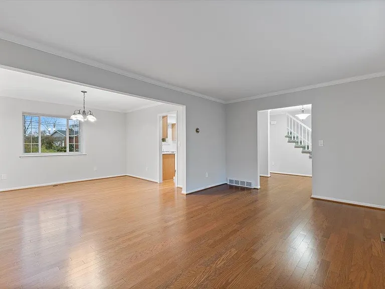 1291 Gettysburg Ct — Photo 8