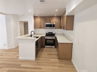 18804 Mandan St APT 807, Santa Clarita, CA 91351