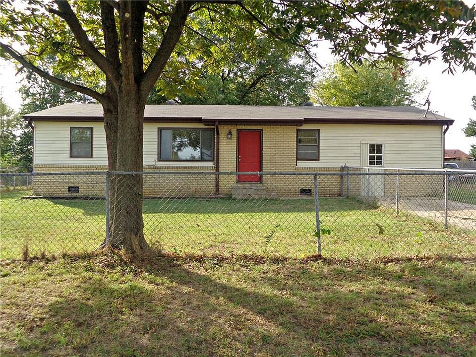 1st image of 1420 N Inglewood St