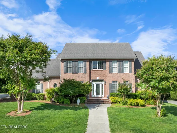1652 Saint Ives Blvd, Alcoa, TN 37701