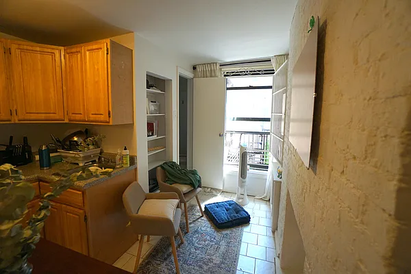 Rented by Best Apartments North Inc | media 16