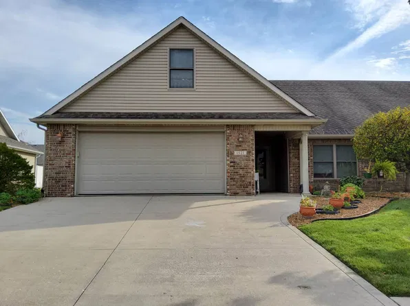 1521 Hammel Dr, Angola, IN 46703