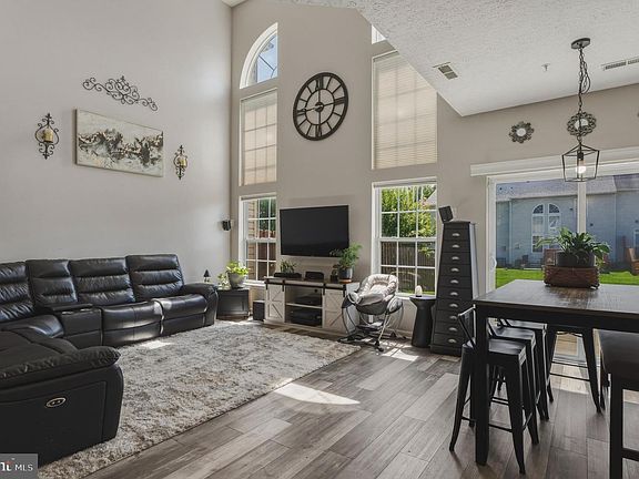 2nd image of 214 Merlin Dr