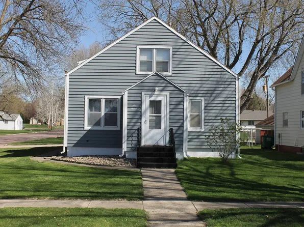 600 E Minnesota Ave, George, IA 51237