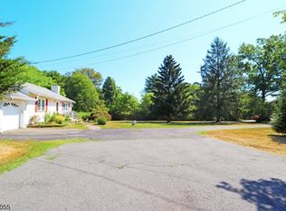 380 River Rd, East Hanover Twp., NJ 07936