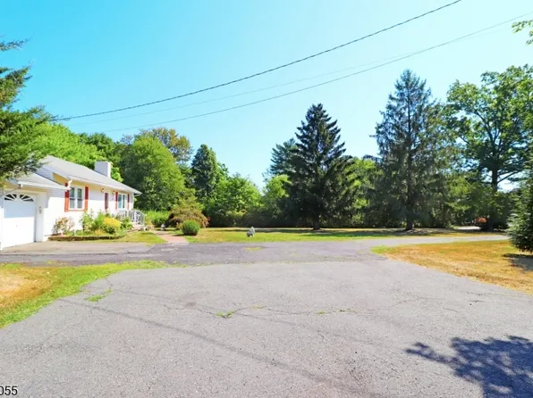 380 River Rd, East Hanover Twp., NJ 07936