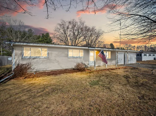 46W524 Locust St, Elburn, IL 60119