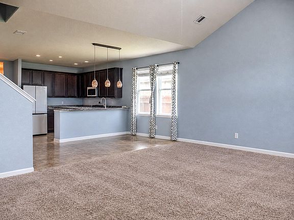 5th image of 12559 Colony Hill Ln