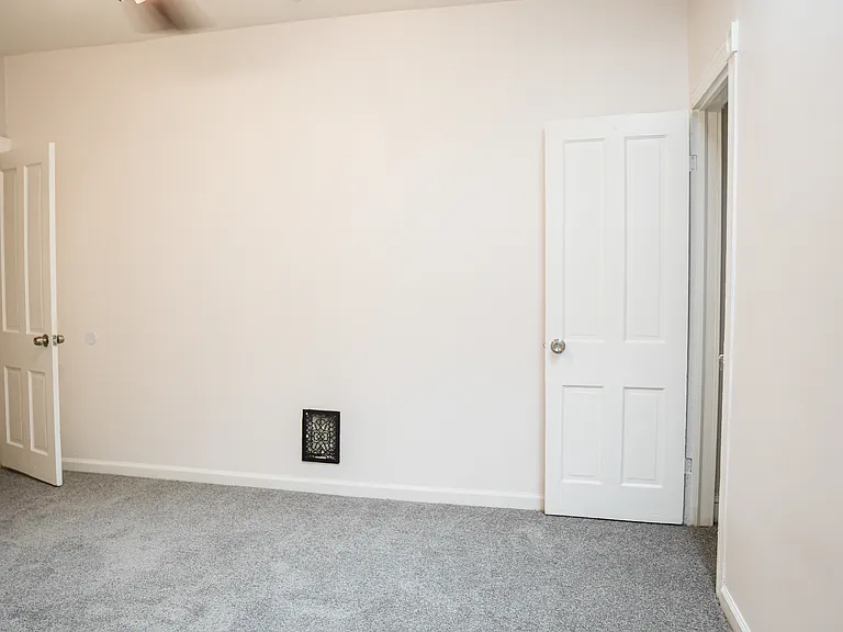 1825 E Lafayette Ave — Photo 15