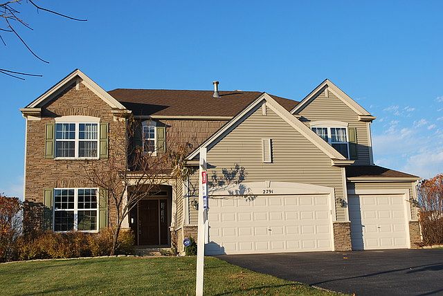 1st image of 2791 Leonard Ln