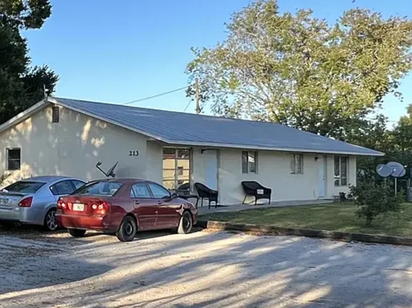 213 10th St NW #A, Moore Haven, FL 33471