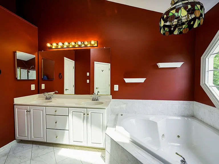 1156 Regal Oak Dr — Photo 33