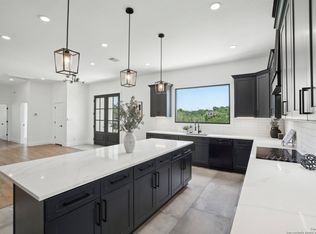 166 MAGNOLIA MDW, Canyon Lake, TX 78133