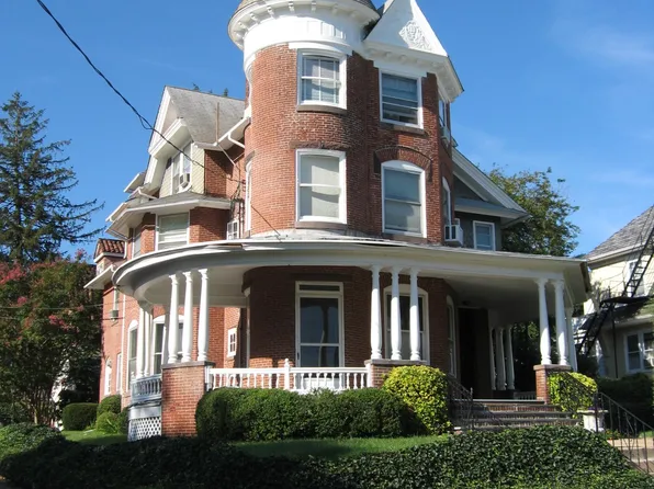 1200 W 10th St, Wilmington, DE 19806