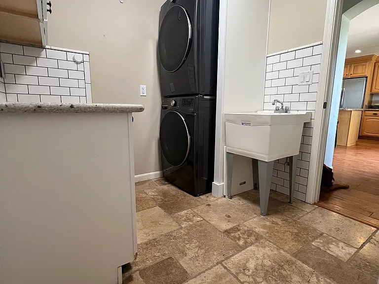 7437 E Taylor St — Photo 18