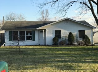 811 W Kent Ave, Crete, IL 60417