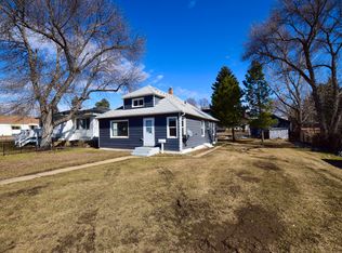 540 4th Ave W, Dickinson, ND 58601