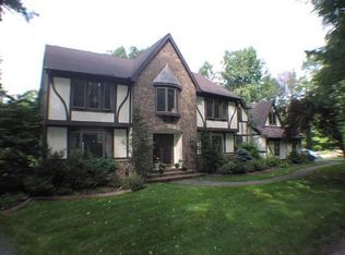 50 Westbury Dr, Sparta, NJ 07871