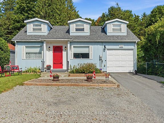 2nd image of 33 George St